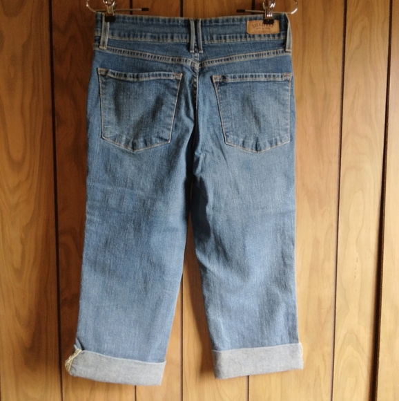CAPRI Cute Jeans Levi's Capri length Signature w cuffs and cute front p - Picture 3 of 12